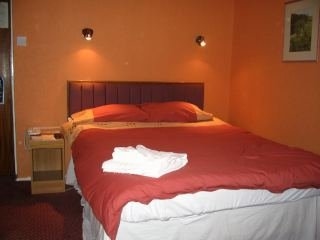 Norfolk Hotel4
