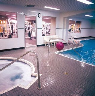 Harbour Towers Hotel & Suites4