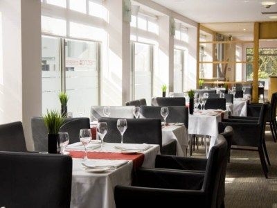 โฟร์ พอยน์ทส์ บาย เชอราตัน เอดินเบอระ (Four Points by Sheraton Edinburgh)4