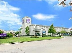 Sleep Inn Airport3