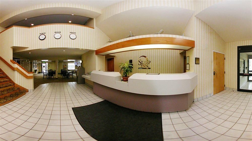 Sleep Inn Airport4