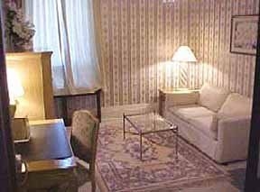 Clarion Inn & Suites Belleville1