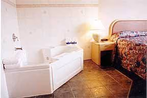 Comfort Inn Downtown Ottawa2