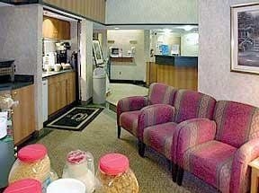 Comfort Inn East - Scarborough3