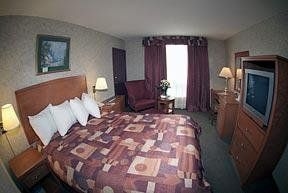 Quality Inn Winnipeg4