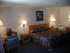Rodeway Inn & Suites1
