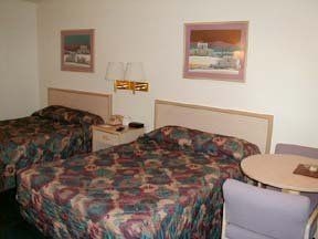 Econo Lodge1