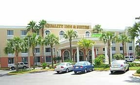 Quality Inn & Suites at Universal Studios3
