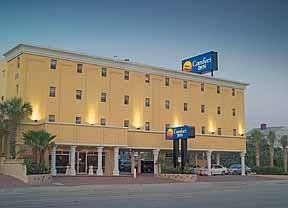 Comfort Inn On The Beach0