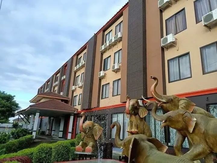 PS Hotel Saraburi0