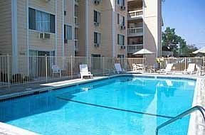 Rodeway Inn1