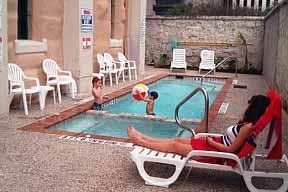 Comfort Inn Alamo/Riverwalk Historic2