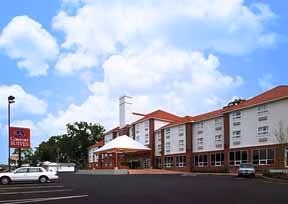 Comfort Suites0