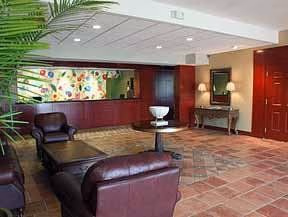 Comfort Suites2