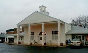Econo Lodge (Fairfax)0