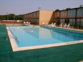 Quality Inn & Suites (Lumberton)2