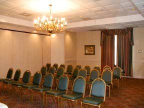Quality Inn & Suites (Lumberton)3