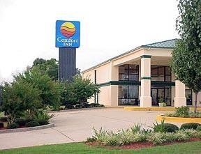Comfort Inn0