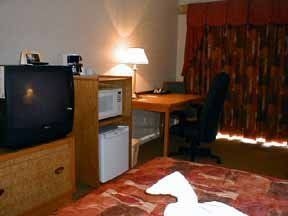 Comfort Inn Pembroke1