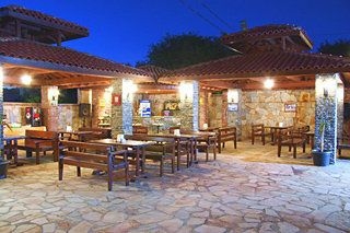 Esat Otel Kusadasi1