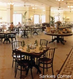 โรงแรมอีสเทิร์น แอนด์ โอเรียนทัล (Eastern & Oriental Hotel)2