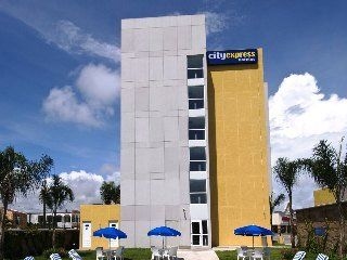 City Express Cancun3