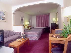 Comfort Suites1