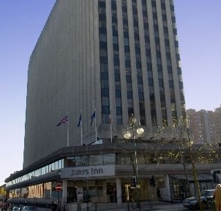 Jurys Inn Birmingham1