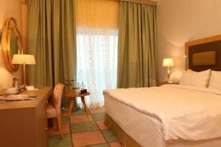 Riviera Hotel Beirut1