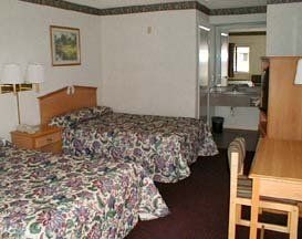 Econo Lodge1