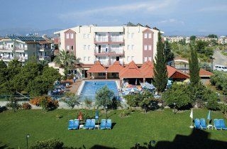 Cats Garden Studio & Apartments3