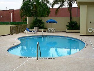 Hampton Inn Monterrey Aeropuerto2