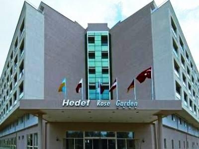 Hedef Rose Garden0