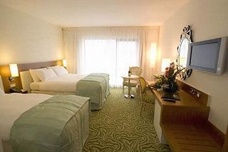 The Harlequin Hotel2