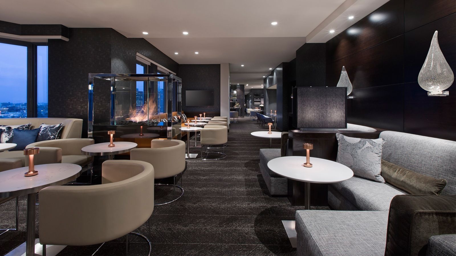 เชอราตัน ออนเดอะพาร์ค (Sheraton on the Park)1