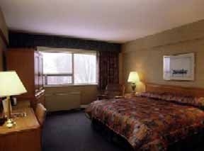 Quality Hotel & Conference Centre Royal Brockville1