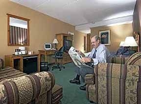 Clarion Resort Pinewood Park - North Bay1