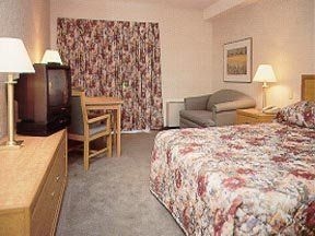 Comfort Inn Airport North Bay1