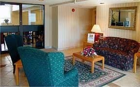 โรงแรมควอลิตี้ อินน์ ปีเตอร์โบโรช์ (Quality Inn St. Peterborough)2