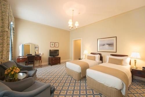 โรงแรมวินเซอร์ (The Hotel Windsor)4