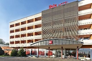 Ibis Budapest Aero1