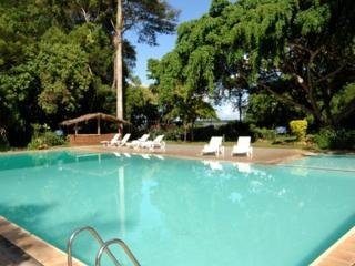 Galway Miridiya Lodge2