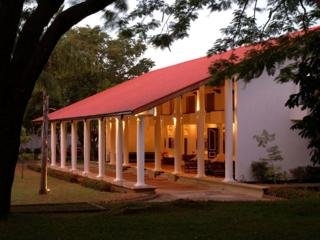 Cinnamon Lodge2