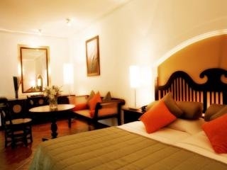 Cinnamon Lodge0
