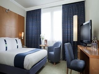Holiday Inn Chester South0