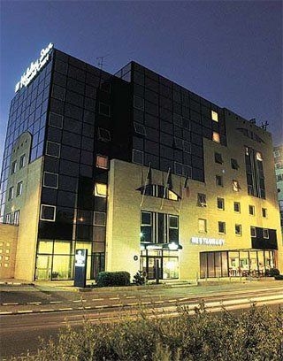 Holiday Inn Garden Court Meriadeck0