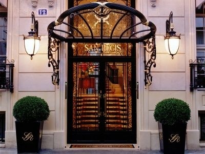 Hotel San Regis0