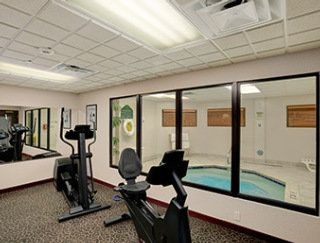 Wingate by Wyndham Arlington Heights4