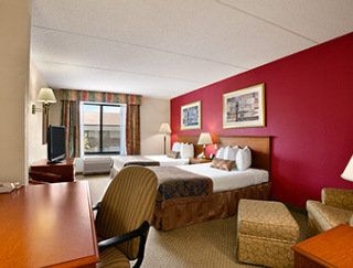 Wingate by Wyndham Arlington Heights2
