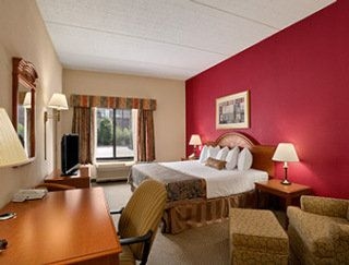 Wingate by Wyndham Arlington Heights1